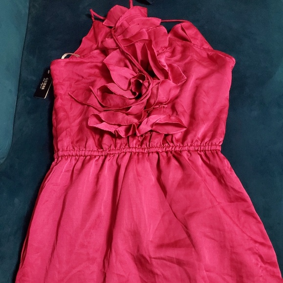 Guess Ruffled Dress - Picture 2 of 2